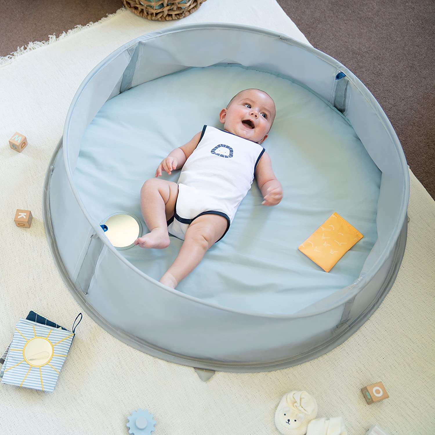 OPEN BOX Aquani Anti-UV Baby Beach Tent & Paddling Pool - Image 9